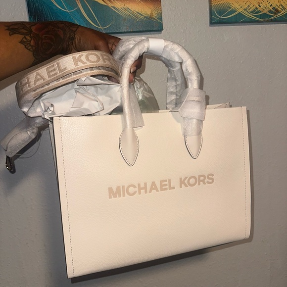 Mirella Medium Pebbled Leather Tote Bag Michael Kors Cream Tote Bag - Picture 1 of 6